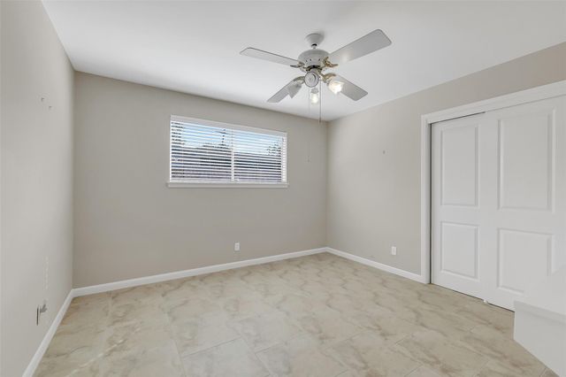 10210 Scofield Lane, Houston, TX 77096