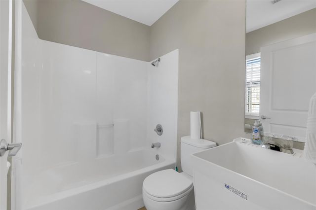 10210 Scofield Lane, Houston, TX 77096