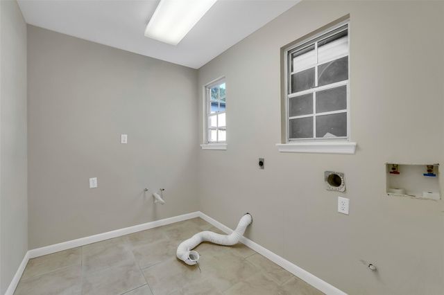 10210 Scofield Lane, Houston, TX 77096