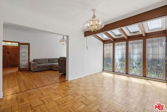 1136 Harvard Street, Santa Monica, CA 90403