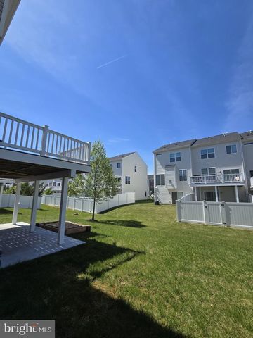 7720 VILLAGE PARK DR, Dundalk, MD 21222
