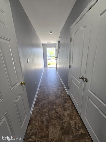 7720 VILLAGE PARK DR, Dundalk, MD 21222