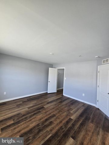 7720 VILLAGE PARK DR, Dundalk, MD 21222