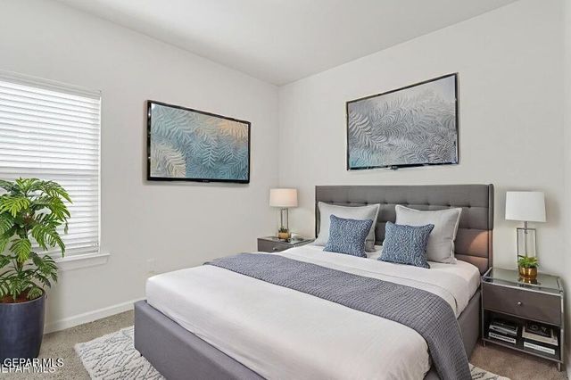 932 GULF STREAMS Avenue, El Paso, TX 79932