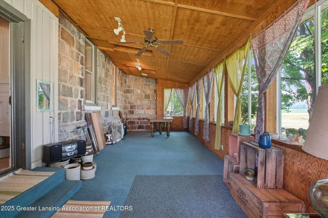 388 W Grand Ledge Highway, Grand Ledge, MI 48837