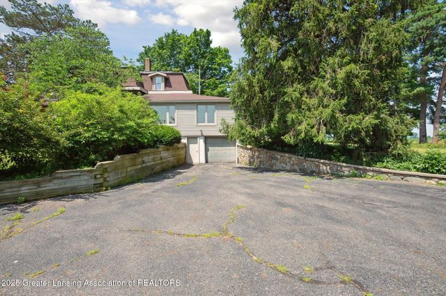 388 W Grand Ledge Highway, Grand Ledge, MI 48837