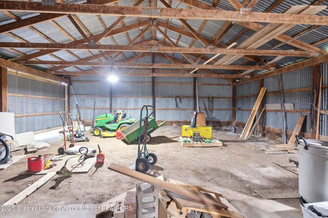 388 W Grand Ledge Highway, Grand Ledge, MI 48837