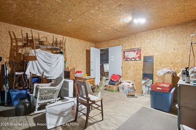 388 W Grand Ledge Highway, Grand Ledge, MI 48837