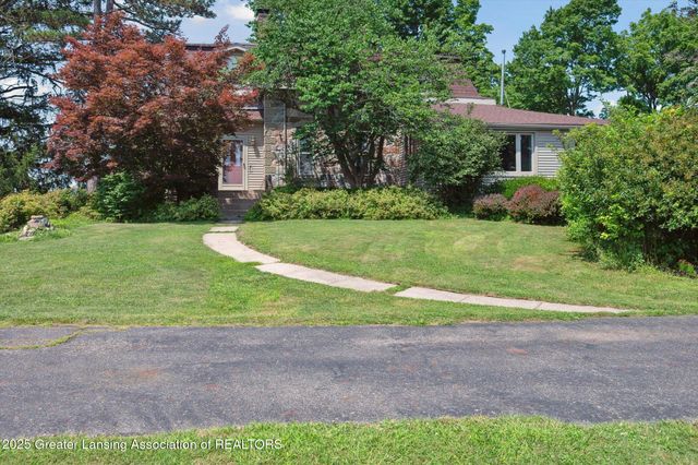 388 W Grand Ledge Highway, Grand Ledge, MI 48837