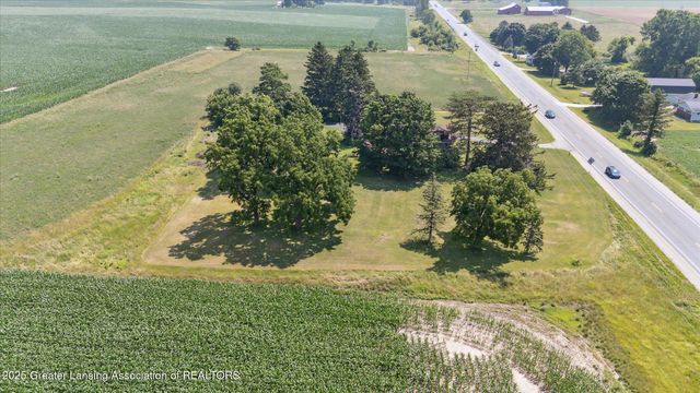 388 W Grand Ledge Highway, Grand Ledge, MI 48837