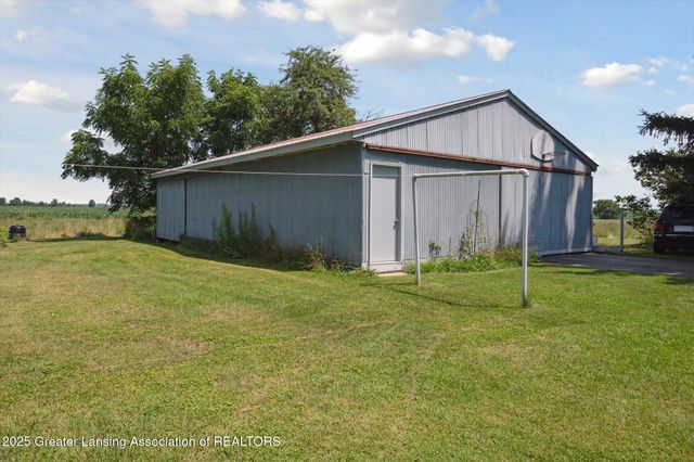 388 W Grand Ledge Highway, Grand Ledge, MI 48837