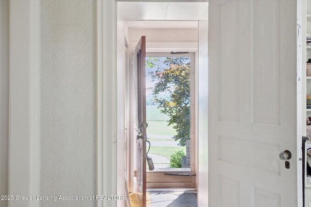 388 W Grand Ledge Highway, Grand Ledge, MI 48837