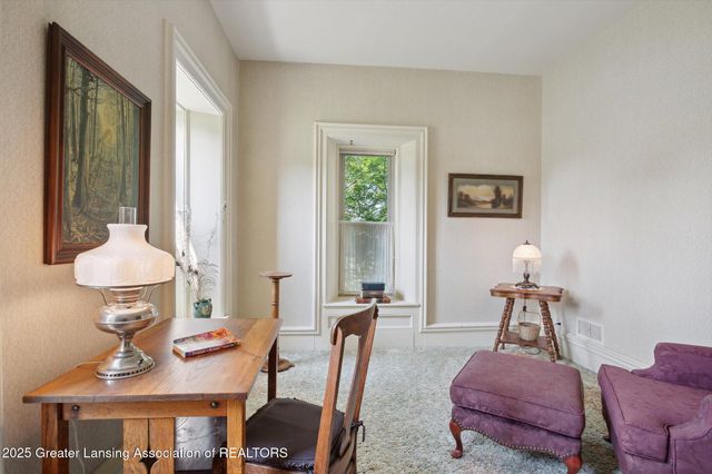 388 W Grand Ledge Highway, Grand Ledge, MI 48837