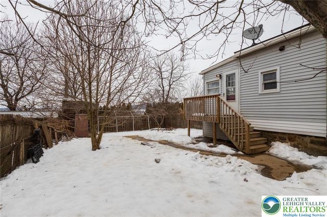 217 Crest Avenue, Bethlehem, PA 18015