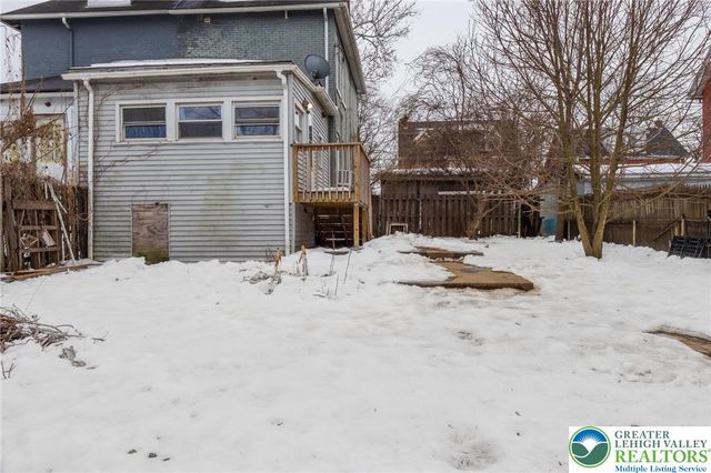 217 Crest Avenue, Bethlehem, PA 18015