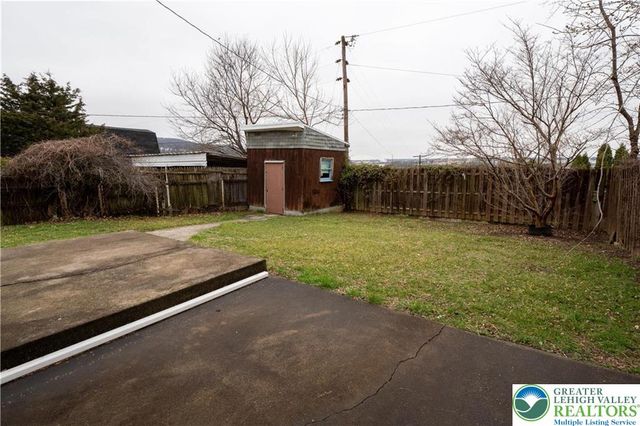 217 Crest Avenue, Bethlehem, PA 18015