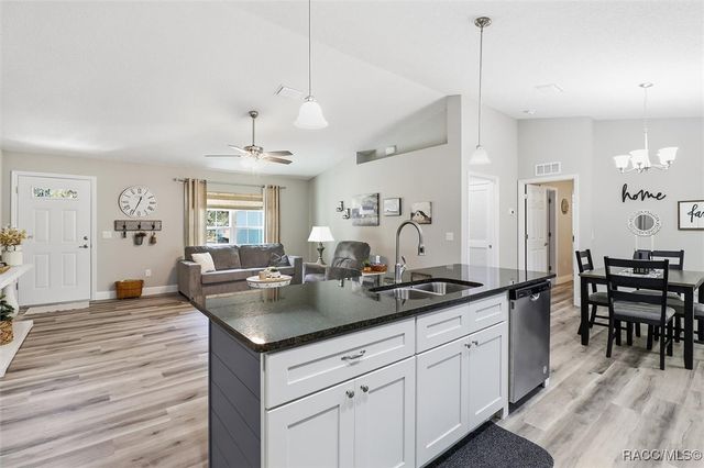 8776 N Athens Drive, Citrus Springs, FL 34433