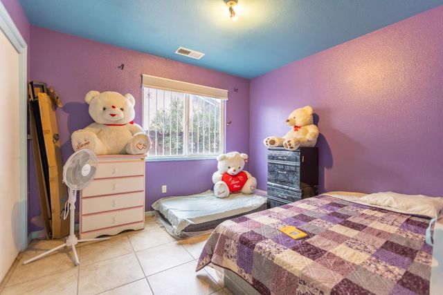 917 E Fresno Street, Avenal, CA 93204