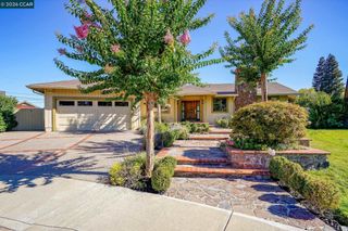 738 Mandarin Ln, Walnut Creek, CA 94598