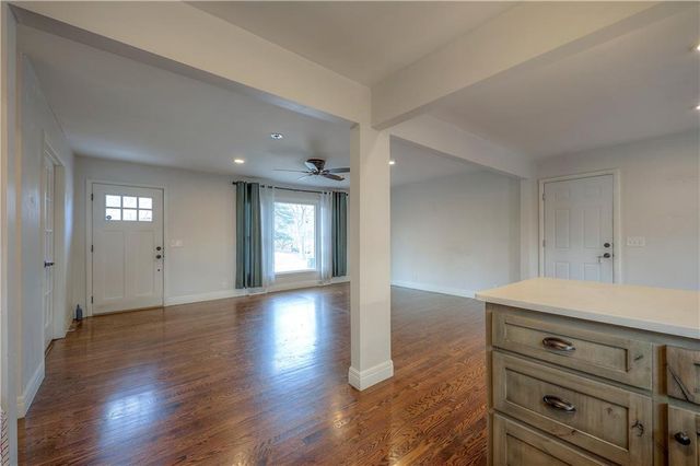 5841 Blackhoof Trail, Merriam, KS 66203