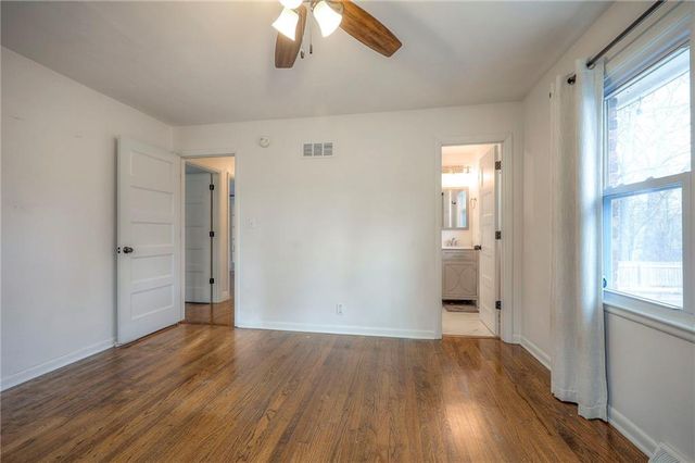 5841 Blackhoof Trail, Merriam, KS 66203