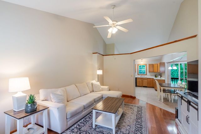 2136 Texas Street, Chesterton, IN 46304
