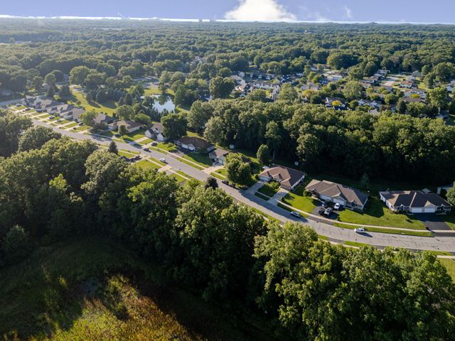 2136 Texas Street, Chesterton, IN 46304