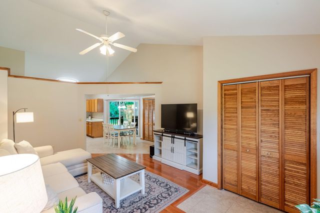 2136 Texas Street, Chesterton, IN 46304