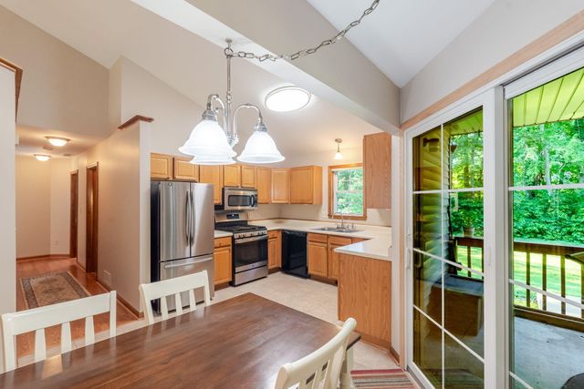 2136 Texas Street, Chesterton, IN 46304
