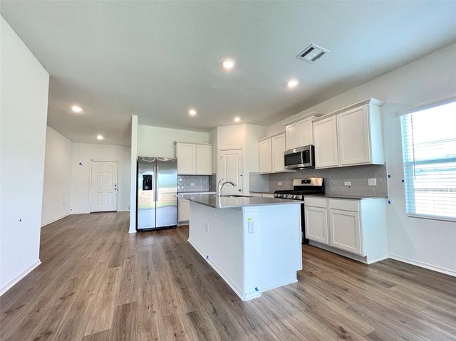 10501 Steinbeck DR, Austin, TX 78747