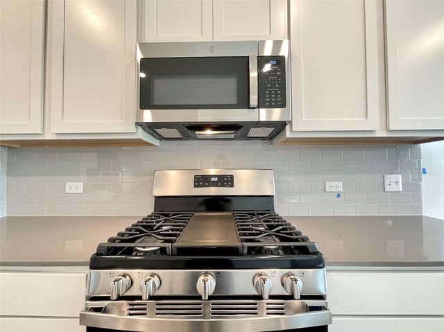 10501 Steinbeck DR, Austin, TX 78747