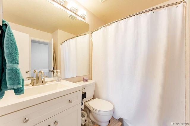 8030 S Columbine Court, Centennial, CO 80122
