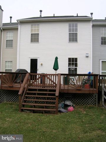 4 E SHETLAND CT, Newark, DE 19711