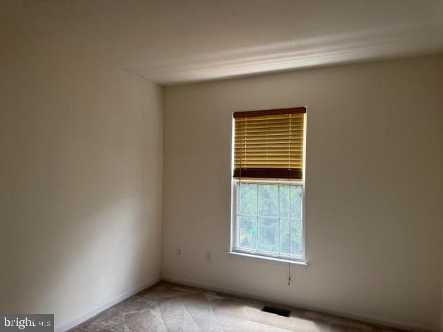4 E SHETLAND CT, Newark, DE 19711