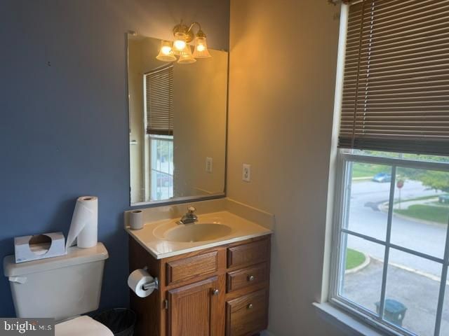 4 E SHETLAND CT, Newark, DE 19711