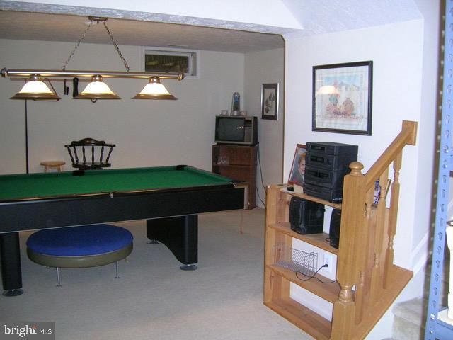 4 E SHETLAND CT, Newark, DE 19711