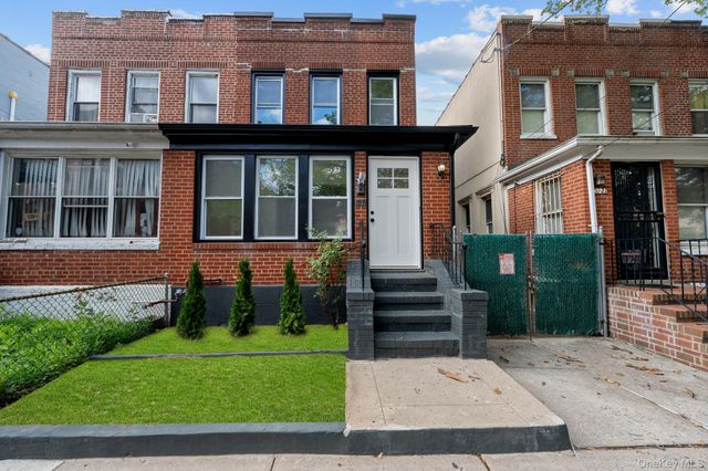 13119 86th Road, Richmond Hill, NY 11418