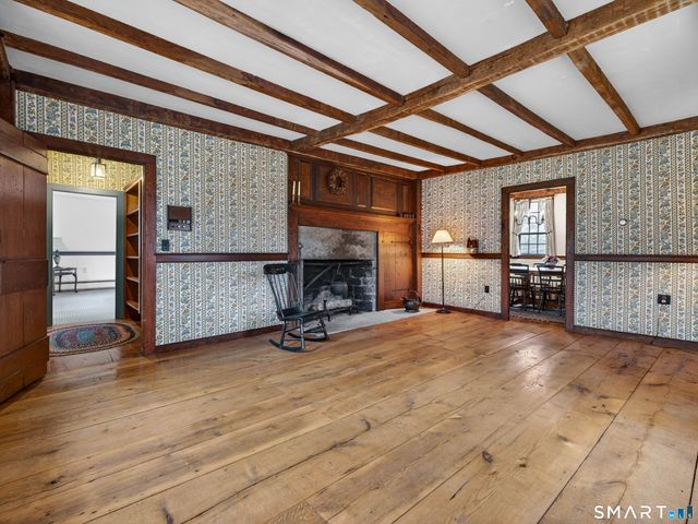 37 North Stonington Road, Stonington, CT 06378