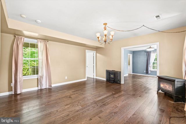 11456 CHESTERFIELD RD, Ruther Glen, VA 22546
