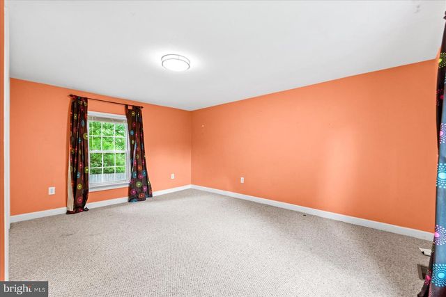 11456 CHESTERFIELD RD, Ruther Glen, VA 22546