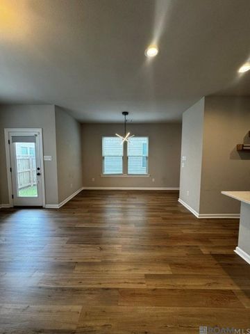 1003 Bengal Crossing Ave, Baton Rouge, LA 70820