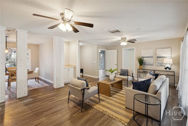 910 Kings Road, Hinesville, GA 31313