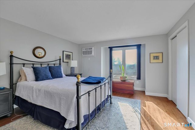 1001 Old Colony Road APT 4-1, Meriden, CT 06451