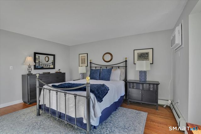 1001 Old Colony Road APT 4-1, Meriden, CT 06451