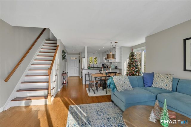 1001 Old Colony Road APT 4-1, Meriden, CT 06451