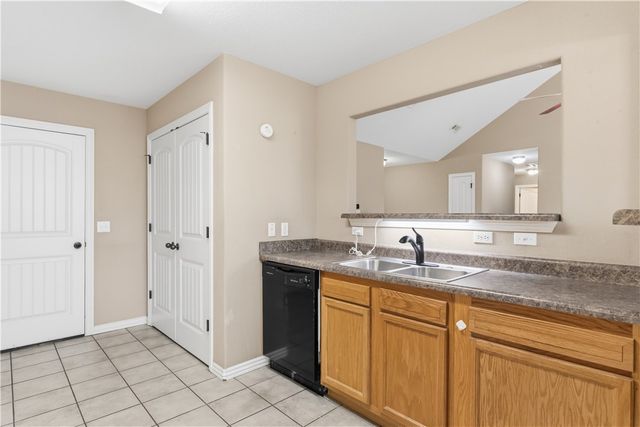 900 Churchill Court, Gentry, AR 72734