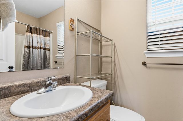 900 Churchill Court, Gentry, AR 72734