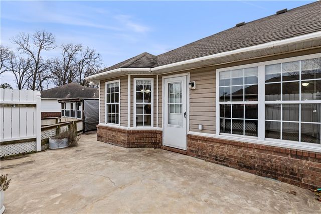 900 Churchill Court, Gentry, AR 72734