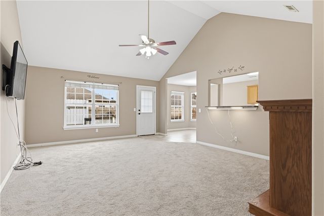 900 Churchill Court, Gentry, AR 72734