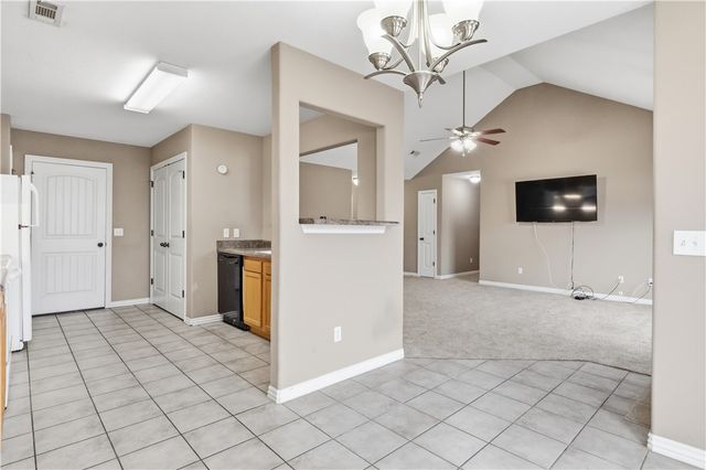 900 Churchill Court, Gentry, AR 72734